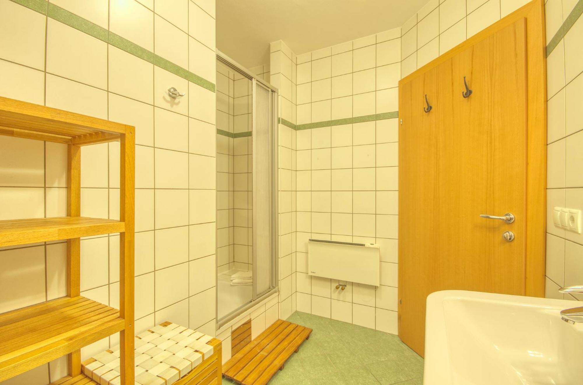Zeller City Apt Aydin - By Alpen Apartments Цел ам Зее Екстериор снимка